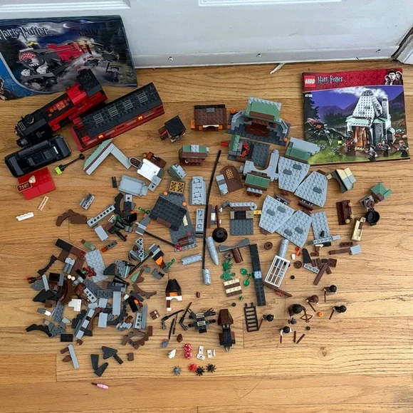 LEGO Harry Potter Pieces and Partial Sets with Minifigures  4758  4738 - Picture 15 of 16